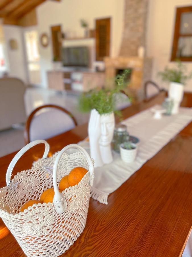Oase Garden Hotel ชิลารึ ภายนอก รูปภาพ